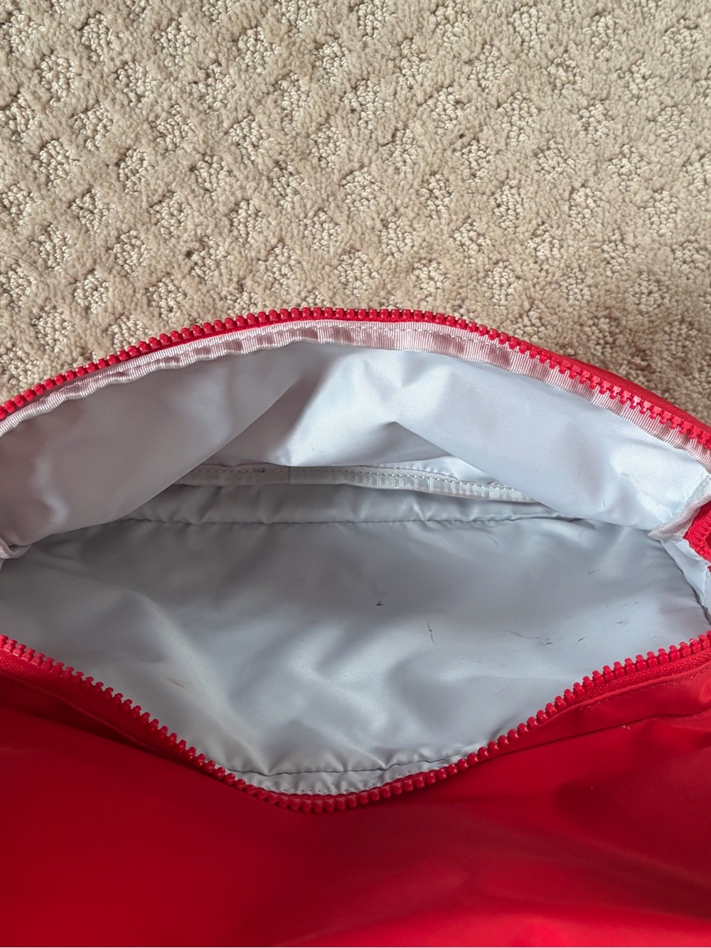 lululemon athletica Red Everyday Backpack - Picture 4 of 6